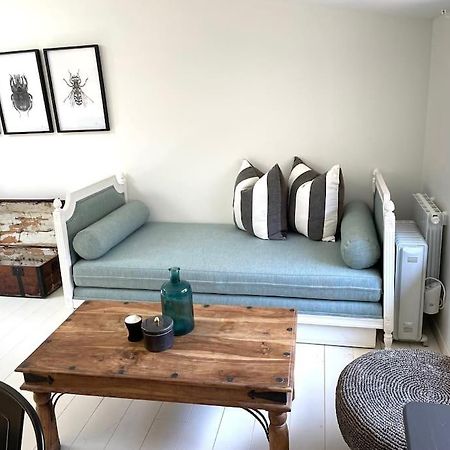 Cosy Camon Bolt-Hole Apartment Exterior foto