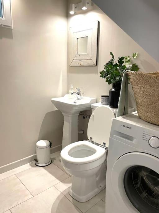 Cosy Camon Bolt-Hole Apartment Exterior foto
